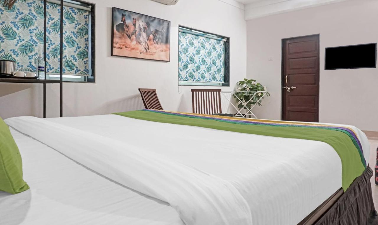 Bed and Breakfast Mazzo Residency à Nagaon  Extérieur photo